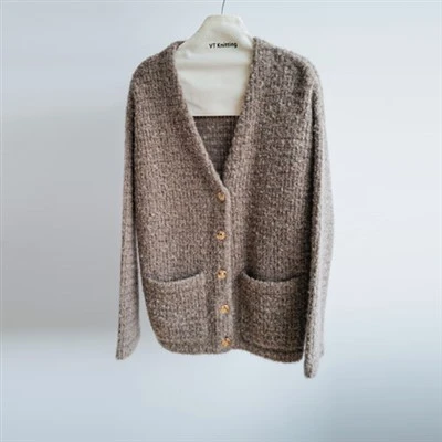 بڑے V Neck Knit سویٹر